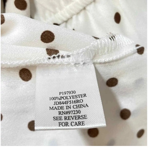 Almost Famous Blouse Size Medium Poly Top Ruffle Sleeve - Picture 5 of 7